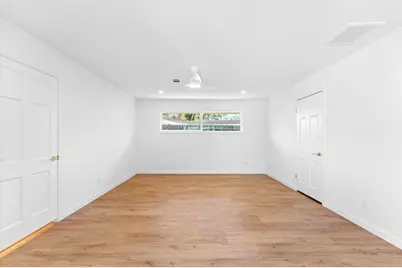 8014 Meadowcroft Drive, Houston, TX 77063 - Photo 21