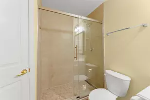 2407 Royal Palm Ct, League City, TX 77573 - Photo 27