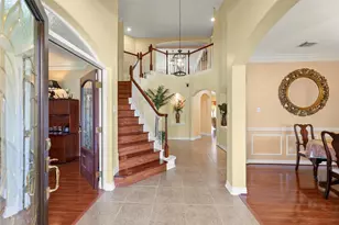 2407 Royal Palm Ct, League City, TX 77573 - Photo 9