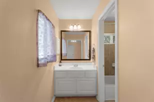 2407 Royal Palm Ct, League City, TX 77573 - Photo 33