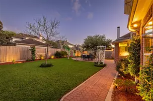 2407 Royal Palm Ct, League City, TX 77573 - Photo 45