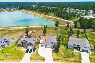 6130 Hazel Lk Dr, Conroe, TX 77303 - Photo 19