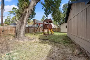 16015 Southampton Dr, Spring, TX 77379 - Photo 39