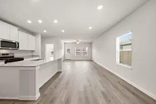 11963 Wisteria Mdws Dr, Willis, TX 77318 - Photo 9