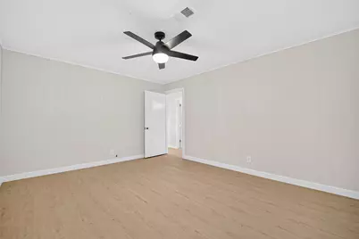 6131 Birdwood Road, Houston, TX 77074 - Photo 17