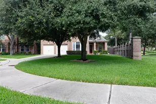 6002 Lakebluff, Katy, TX 77450 - Photo 5