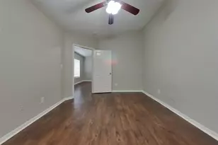 3150 Kelling St, Houston, TX 77045 - Photo 7
