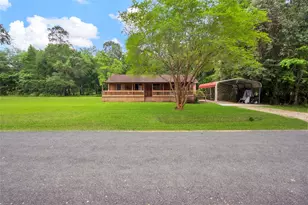 213 Glenwood Dr, Wallisville, TX 77597 - Photo 1