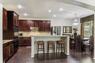 2328 Shadow Falls Ln, Pearland, TX 77584 - Photo 3