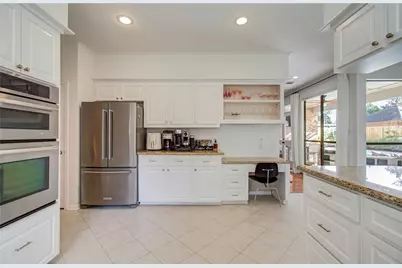 15835 N Barkers Landing Road, Houston, TX 77079 - Photo 17