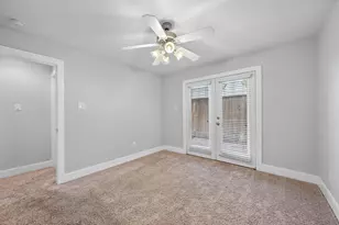 8676 Meadowcroft Dr, Houston, TX 77063 - Photo 37