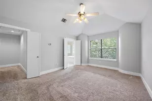 8676 Meadowcroft Dr, Houston, TX 77063 - Photo 29