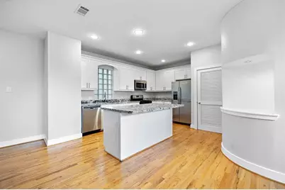 8676 Meadowcroft Drive, Houston, TX 77063 - Photo 21