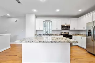 8676 Meadowcroft Dr, Houston, TX 77063 - Photo 19