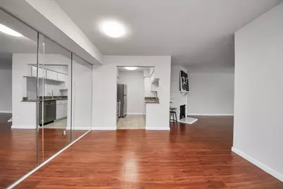 4641 Wild Indigo Street #450, Houston, TX 77027 - Photo 9