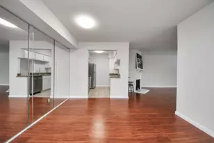 4641 Wild Indigo St, Houston, TX 77027 - Photo 9