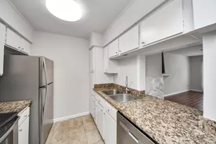 4641 Wild Indigo St, Houston, TX 77027 - Photo 25