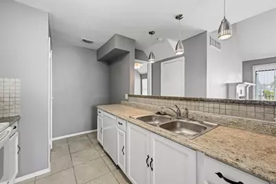 14550 Fonmeadow Drive #1200, Houston, TX 77035 - Photo 19