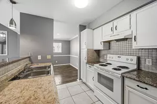 14550 Fonmeadow Dr, Houston, TX 77035 - Photo 21