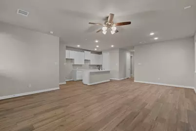 3004 Viceroy Spur Lane, League City, TX 77573 - Photo 3