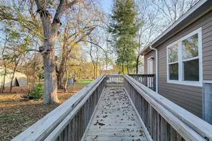 3201 J P Davis Ave, Bay City, TX 77414 - Photo 33