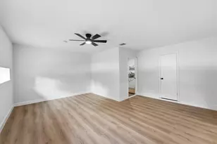 719 Cherry Valley Dr, Houston, TX 77336 - Photo 13