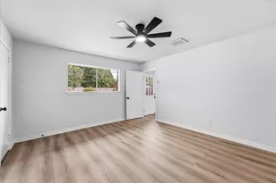 719 Cherry Valley Dr, Houston, TX 77336 - Photo 17
