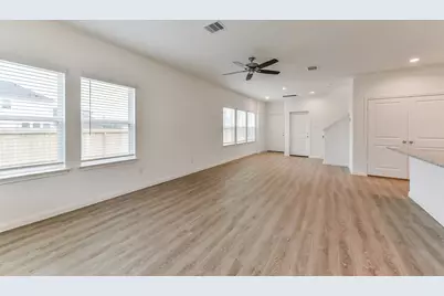 3906 Sugardale Street, Baytown, TX 77521 - Photo 7