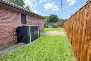 1159 Carey Dr, Angleton, TX 77515 - Photo 19