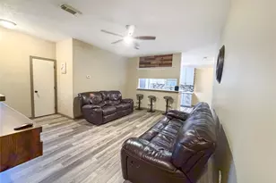 1159 Carey Dr, Angleton, TX 77515 - Photo 5