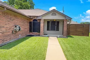 1159 Carey Dr, Angleton, TX 77515 - Photo 25