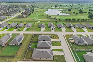 8004 Front Nine Ln, Navasota, TX 77868 - Photo 25