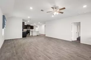 8004 Front Nine Ln, Navasota, TX 77868 - Photo 9