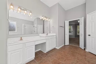 1538 Cafe Dumonde, Conroe, TX 77304 - Photo 39