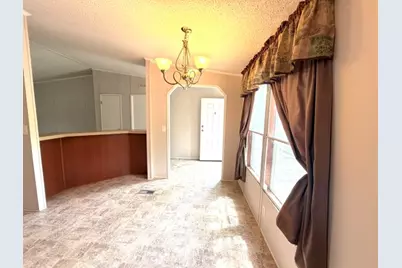 406 E Lois Lane, Somerville, TX 77879 - Photo 5