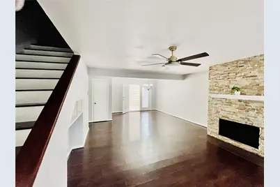 2103 Place Rebecca Lane #D1, Houston, TX 77090 - Photo 3