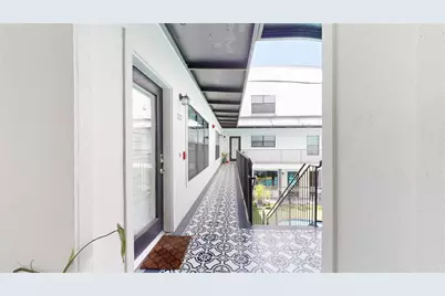 17 Waugh Drive #201, Houston, TX 77007 - Photo 5