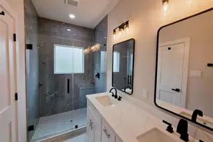 1071 Ferguson Way, Houston, TX 77088 - Photo 11