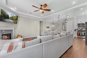 10 N Forrest Ave, La Porte, TX 77571 - Photo 7