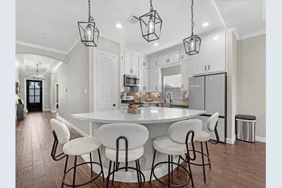 10 N Forrest Avenue, La Porte, TX 77571 - Photo 9