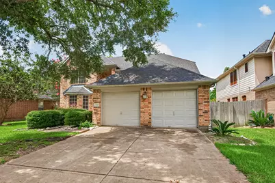 2710 Five Oaks Drive, Missouri City, TX 77459 - Photo 3