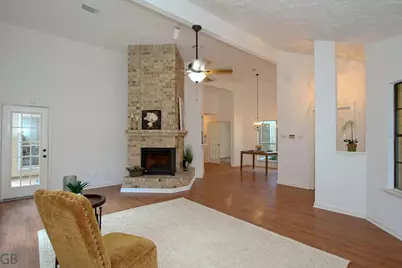 2002 Creekshire Drive, Sugar Land, TX 77478 - Photo 5