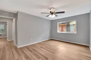 106 N Woodstock Cir Dr, The Woodlands, TX 77381 - Photo 25