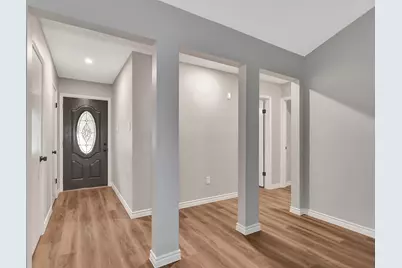 106 N Woodstock Circle Drive, The Woodlands, TX 77381 - Photo 7