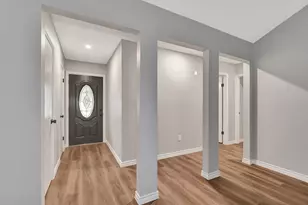 106 N Woodstock Cir Dr, The Woodlands, TX 77381 - Photo 7