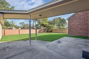 11404 Island Manor St, Pearland, TX 77584 - Photo 5