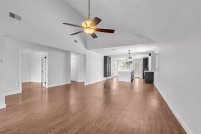 6835 Queensclub Drive, Houston, TX 77069 - Photo 17
