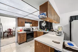 11354 White Gate Ln, Houston, TX 77067 - Photo 29