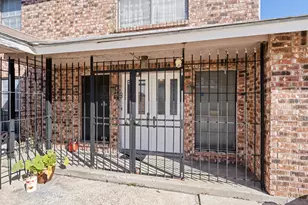 11354 White Gate Ln, Houston, TX 77067 - Photo 7