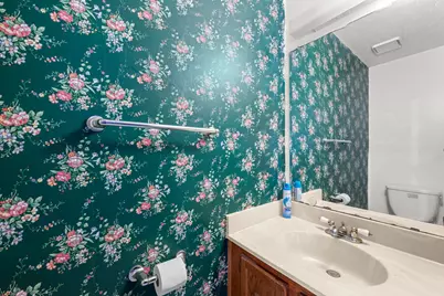 11354 White Gate Lane, Houston, TX 77067 - Photo 17